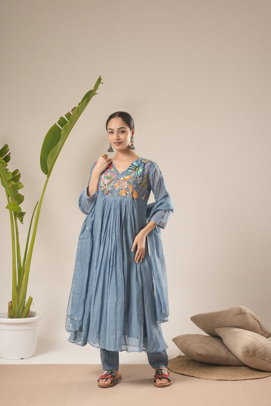 BESTSELLER Wild orchid Set /Lovestory Suit (Ready Stock)